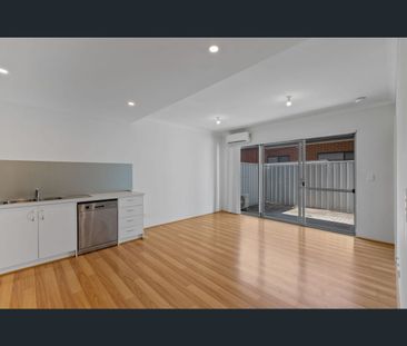 2/119 Epsom Avenue, Redcliffe, WA 6104 - Photo 5