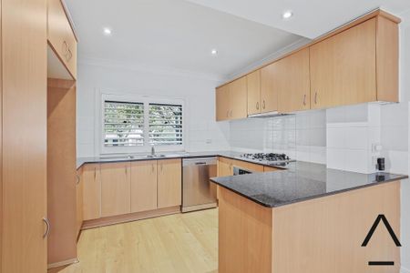 Freshly Painted Large Open Plan Two Bedroom Townhouse - Photo 5