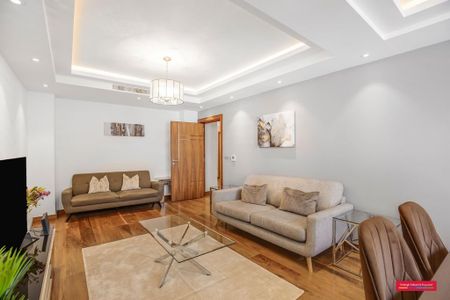 3 bedroom flat to rent - Photo 2