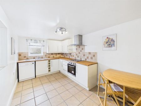 2 bedroom apartment to rent - Photo 5