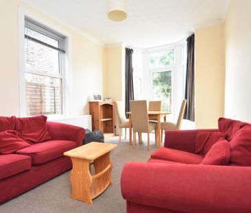 4 bedroom terraced house to rent - Photo 1