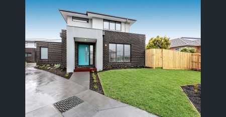 PRESTIGIOUS & NEAR NEW BEACH SIDE OF THE HIGHWAY! - Photo 5