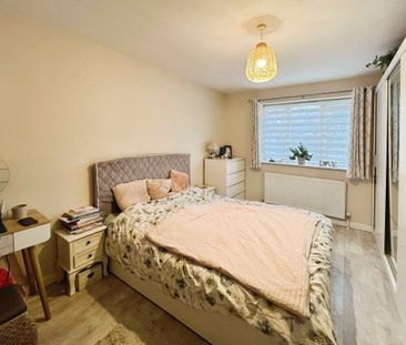 Weasdale Court, Woking, Surrey, GU21 3RN - Photo 4