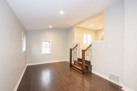 **BEAUTIFUL** 1 Bedroom unit in St. Catharines!! - Photo 2