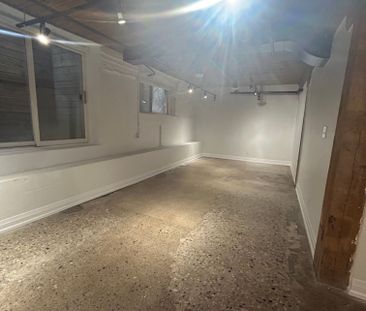 34 Noble Street - Photo 3