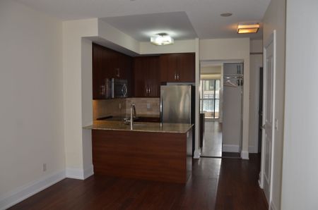 For Lease - 1 Old Mill Drive Unit# 124, Toronto, Ontario - Photo 4
