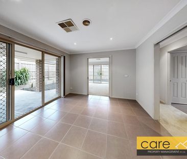 ULTIMATE FAMILY LIVING - Photo 1