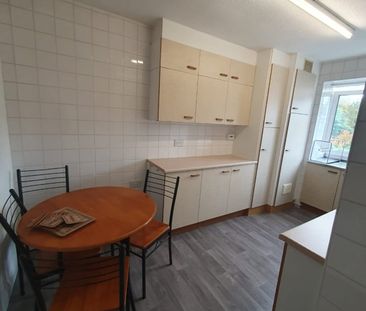 2 Bed Flat, Singleton Court, M25 - Photo 6