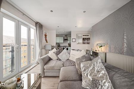 2 bedroom flat to rent - Photo 3