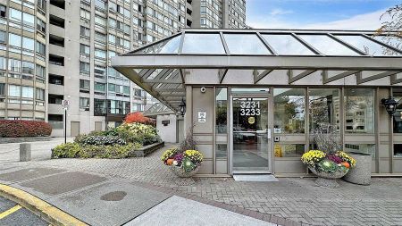 For Lease - 3233 Eglinton Avenue Unit# 1611, Toronto, Ontario - Photo 2