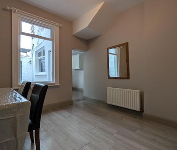 24 Delhi Street, Belfast, BT7 3AJ - Photo 3