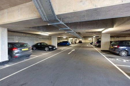 2 bedroom flat to rent - Photo 4