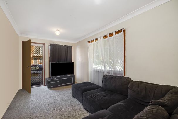 Three Bedroom Townhouse Close to the Seagulls Club and the Tweed River - Photo 1