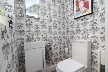 3 bedroom terraced house to rent - Photo 5