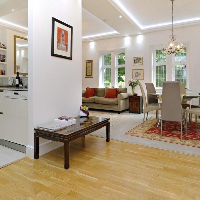 3 bedroom flat to rent - Photo 1