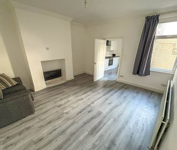2 bed flat to rent in Stanhope Road, South Shields, NE33 - Photo 3