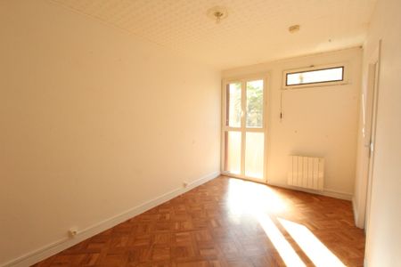 Location Appartement 4 pièces 71m² LA CHARITE SUR LOIRE 58400 - Photo 3