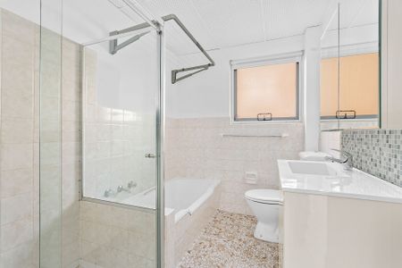 First-Floor Beachside Apartment with Style and Convenience - Photo 4