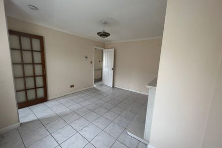 Orchard Close - Photo 2