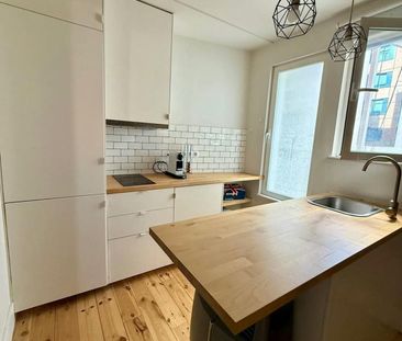 Piso de alquiler en C. de Lérida, Cuatro Caminos - Azca - Photo 3