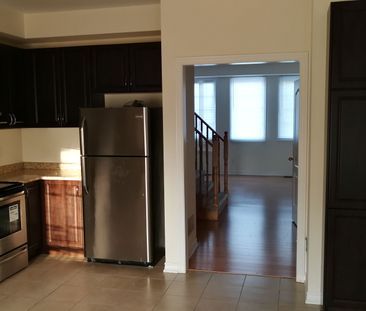 For Lease - 13 Telegraph Street, Brampton, Ontario - Photo 1