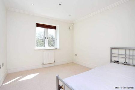 5 bedroom property to rent in Brentford - Photo 2