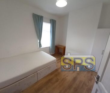 Leek Road, Stoke-on-Trent - Photo 4