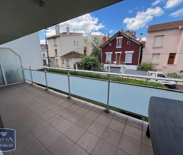 Location Appartement 2 pièces 46m² CHAMALIERES 63400 - Photo 4