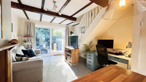 Sunnybank, Denby Dale, Huddersfield, HD8 - Photo 1