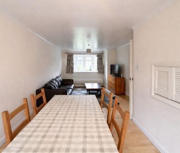 3 bedroom end of terrace house to rent - Photo 3