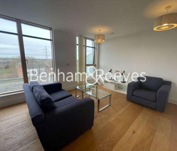 Colliers Wood, Cavendish Road, SW19 - Photo 1