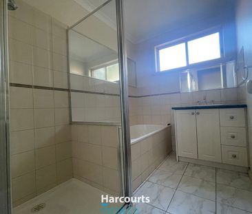 Modern 3-Bedroom Home in South Morang - Photo 6