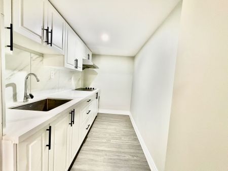 For Lease - 7 Villanova Road Unit# 3, Brampton, Ontario - Photo 3