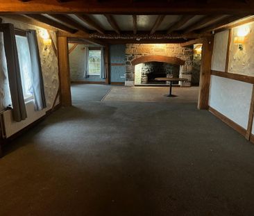 11 bedroom detached house to rent - Photo 1