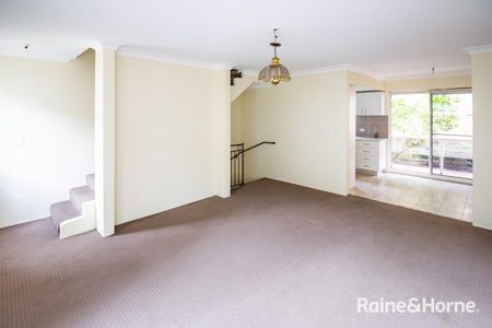 2 Bedroom Unit in the Heart of Westmead - Photo 5