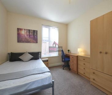 6 bedroom house to rent - Photo 4