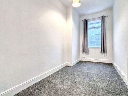 3 bed terraced house to rent in DH6 - Photo 2