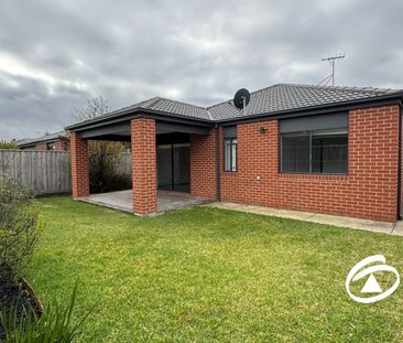 9 Manhattan Drive, 3809, Officer Vic - Photo 1