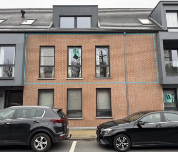 Ruim 3 slpk appartement met terras en zicht op groen in hartje Bornem - Photo 3
