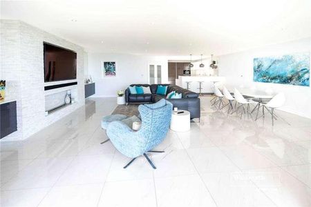 Wharncliffe Road, Highcliffe, Christchurch, Dorset, BH23 - Photo 5