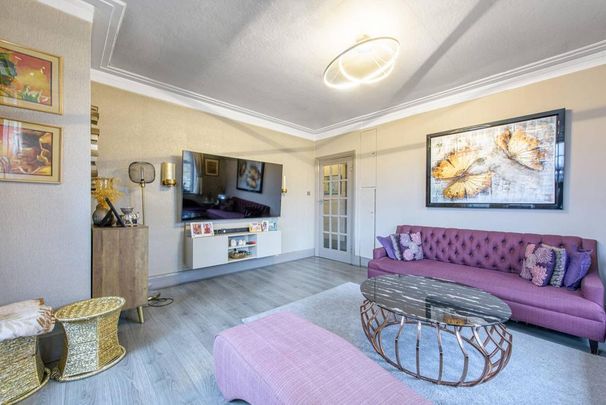 3 bedroom flat to rent - Photo 1