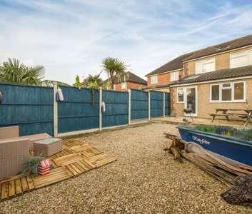 1 bedroom in a house share to rent - Photo 5