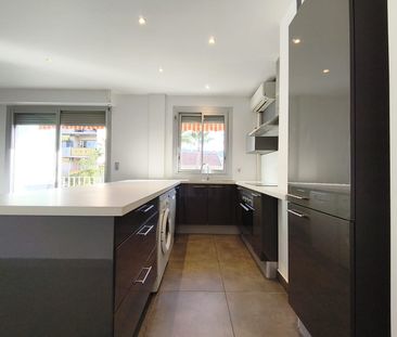 A LOUER 2 PIECES AVEC TERRASSE AU VIEUX CANNET - Photo 1