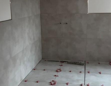 Erstbezug nach Renovierung Barrierefreie Erdgeschosswohnung - Foto 1