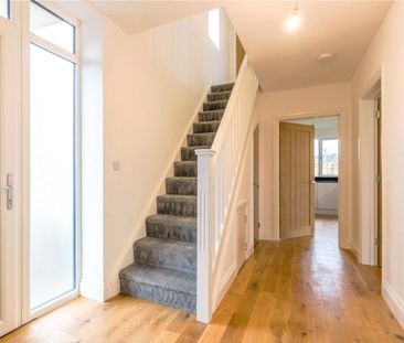 Jarnail Close, - Photo 1