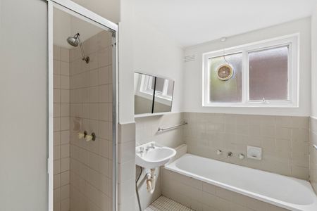 8/201 Auburn Road, Hawthorn VIC 3122 - Photo 5