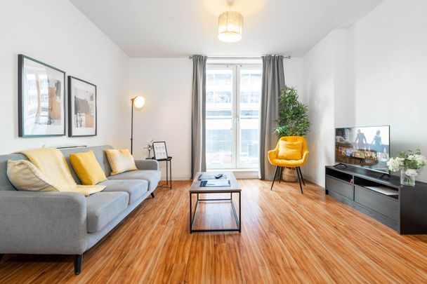 2 Bed Flat, Bromsgrove Street, B5 - Photo 1