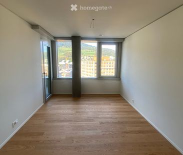 Exklusive 4.5-Zimmer-Wohnung im 16. Stock im Pilatus Tower - Foto 2