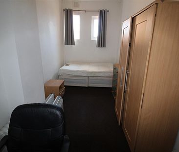 London Road Flat 2, Leicester - Photo 1
