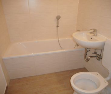 Moderne 3-Raum-Wohnung mit Balkon – zentral, hell & mit 250-€-Bauma... - Photo 4